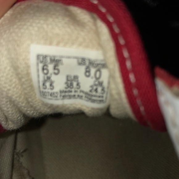 Red vans - Picture 4 of 5